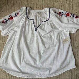 Women’s 3X Split Crew Neck Short Sleeve White 100% Cotton Embroidered Blouse